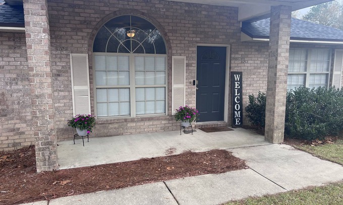 Lake City Casa | Lake City Luxury, Brand New Listing . 8 mins to heart of Lake City