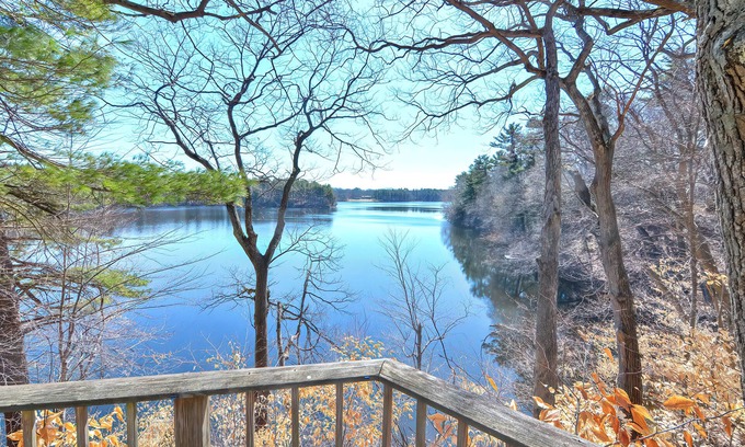 Framingham Casa | Lake Cochituate Waterfront Home