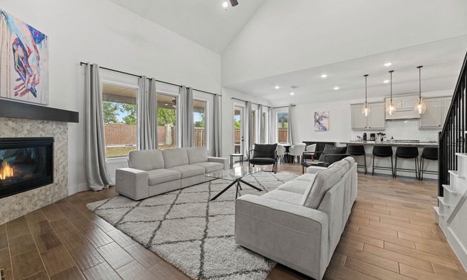 Little Elm Casa | Lake Cove Retreat- 4-Bedroom Escape