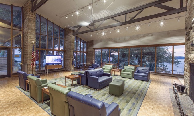 Jamestown Otro | Lake Cumberland State Resort Park
