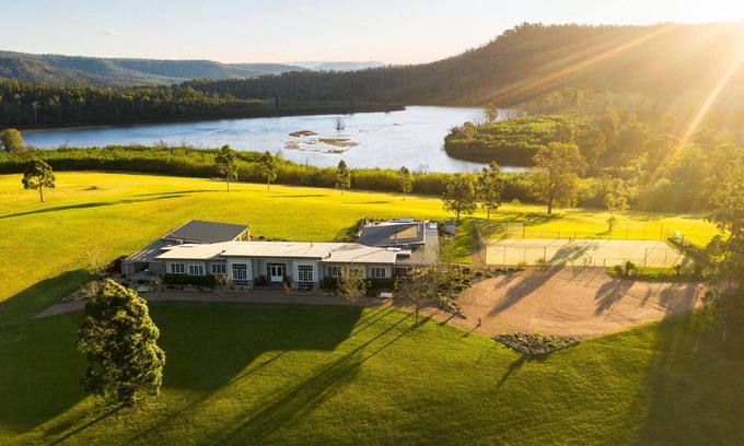 Kangaroo Valley Casa | Lake David Lake House - Secluded Lakefront Escape | Pool - Jacuzzi - Luxe Living