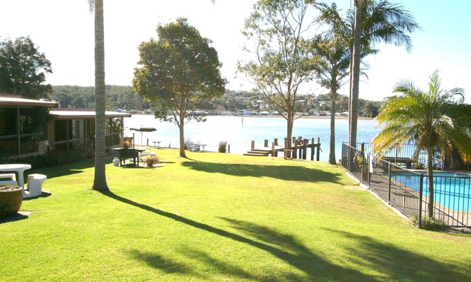 Burrill Lake Apartamento | Lake Edge Holiday Units