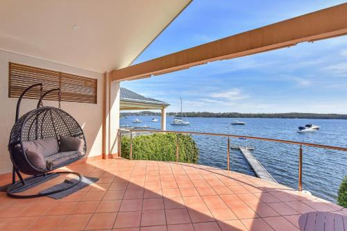 Coal Point Casa | Lake Escape
