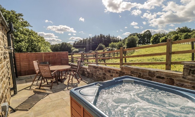 Grantley Cabaña | Lake Farm Cottage