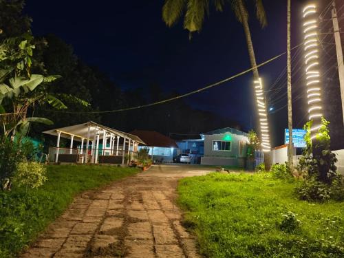 Chikkamagaluru Casa | Lake Flower Homestay