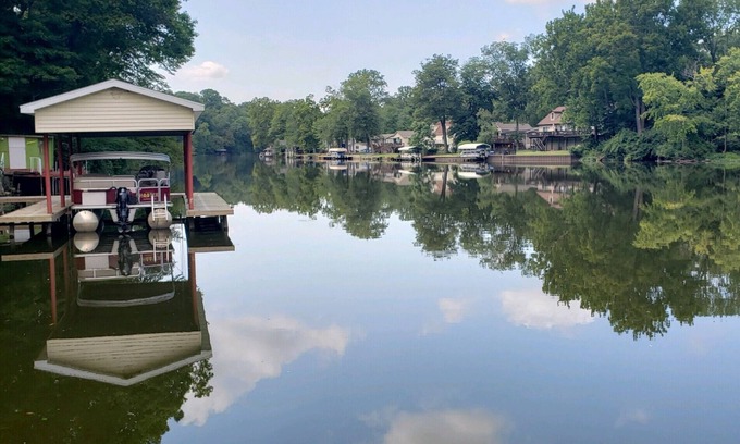 Monticello Casa | Lake Freeman house w/boat dock... Minutes from Indiana Beach/Lake Shafer