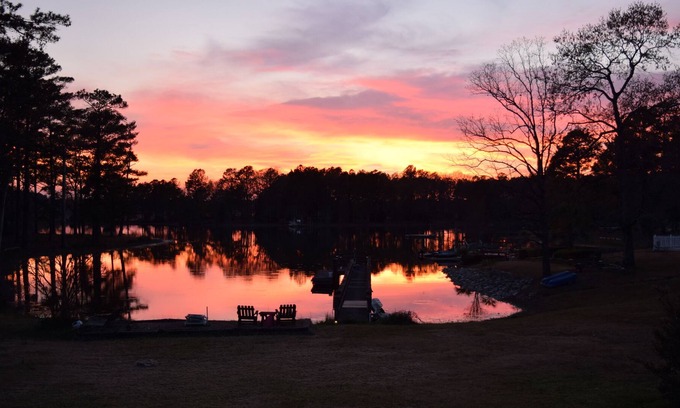Chapin Casa | Lake Front Apartment en Lake Murray con una excelente cala tranquila!