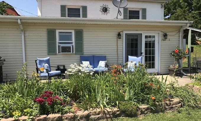 Delton Cabaña | Lake Front Cottage en Upper Crooked Lake