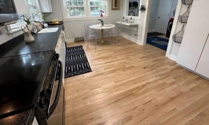 Johns Island Cabaña | Lake front Cottage