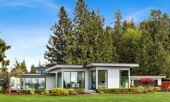 Whatcom County Casa | LAKE FRONT DREAM RETREAT PROPERTY