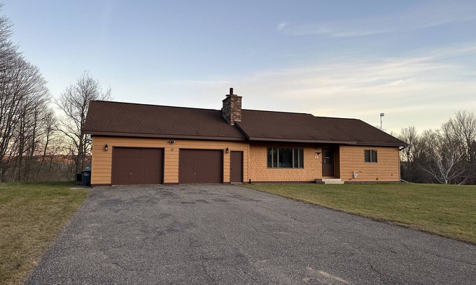 Iron River Otro | Lake Front Home close to Ski Brule and snowmobile trails.