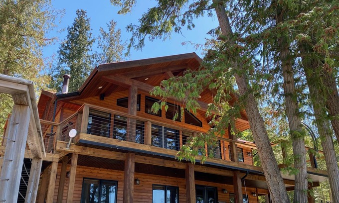 Eagle Bay Cabaña | Lake Front Paradise! With Multiple Decks, Fire Pit, hot Tub, Dock, Bouy