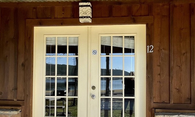 Graham Cabina | Lake front relaxing cabin #14
