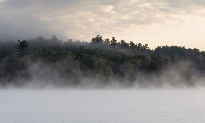 Bouchette Chalet De Esquí | Lake Front Renovated Cottage for Rent
