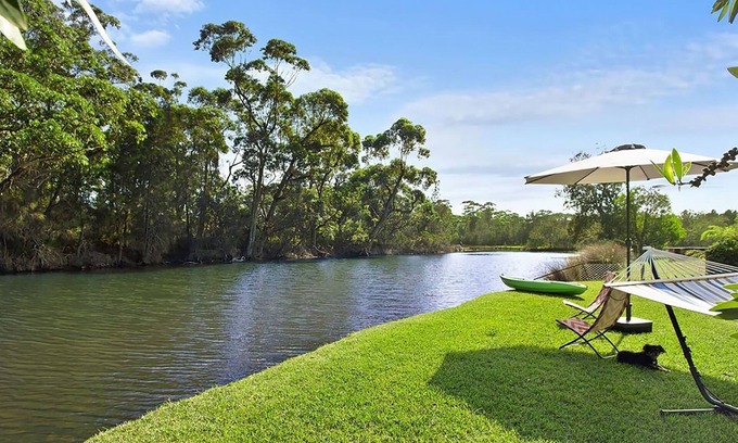 Lake Tabourie Casa | Lake Frontage at Lake Tabourie