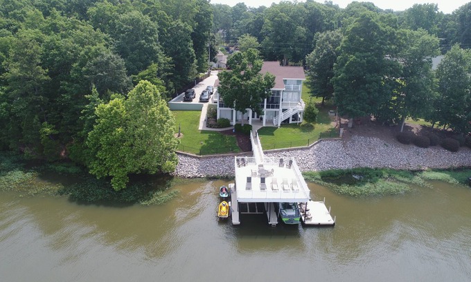 Whitby Cove Casa | ¡Puestas de sol y recuerdos del lago Gaston para toda la vida!