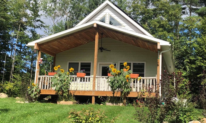 Warrensburg Chalet De Esquí | Lake George/ Gore / snowmobile trail access NEW HOME