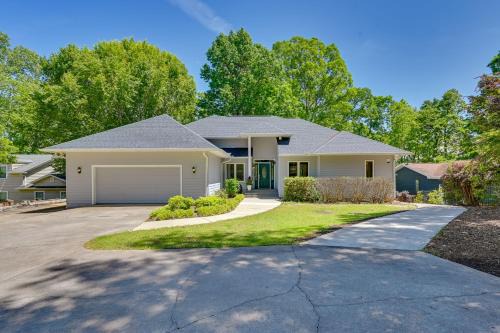 Anderson Casa | Lake Hartwell Home Perfect for Clemson Football!
