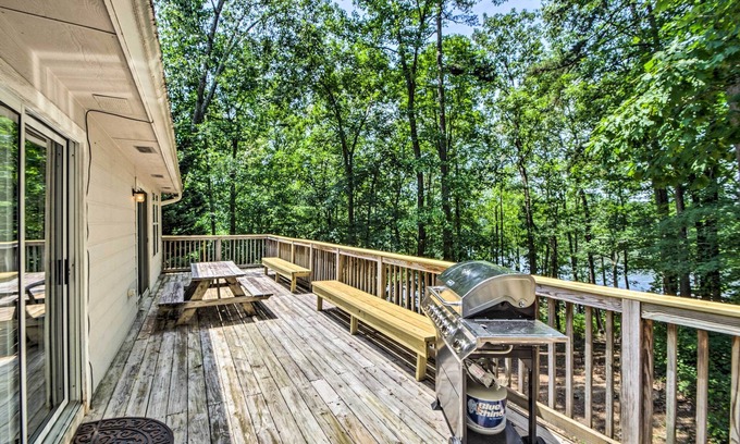 Westminster Casa | Lake Hartwell Inicio w / muelle privado - Cerca de Clemson!