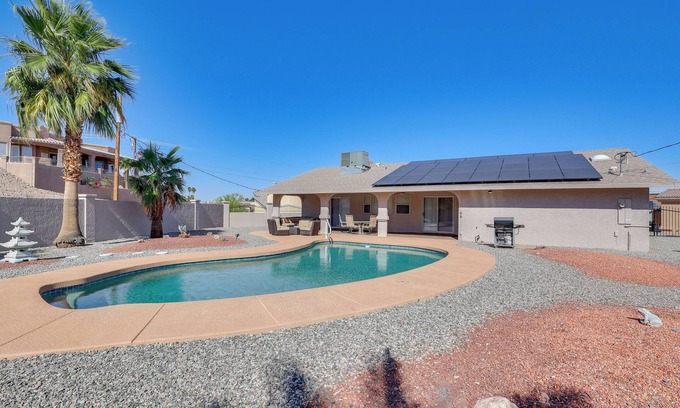 Lake Havasu City Casa | Lake Havasu Home - 2 Mi from Main Launch Ramp!
