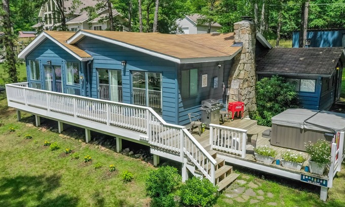 Blakeslee Casa | Lake Haven: Cottage Split frente al lago con Encanto