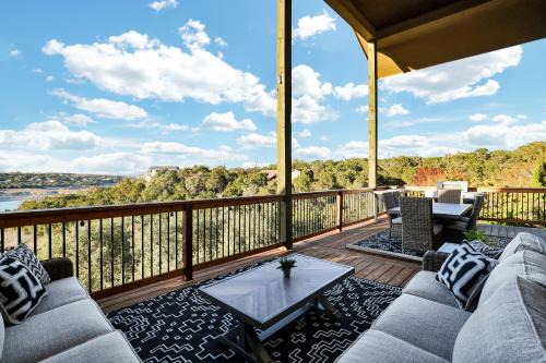 Canyon Lake Casa | Lake House - A Birdy Vacation Rental
