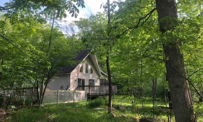 Godeffroy Casa | Lake House in the Forest