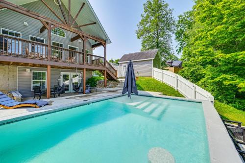 Mount Vernon Casa | Lake House on Lake Linville