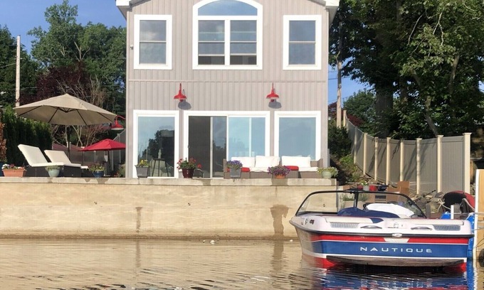Orange Lake Casa | Lake House, ONE HOUR from NYC