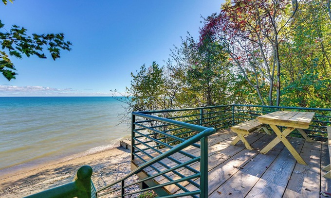 Lexington Casa | Lake Huron Retreat w/ Hot Tub, Screened Porch!