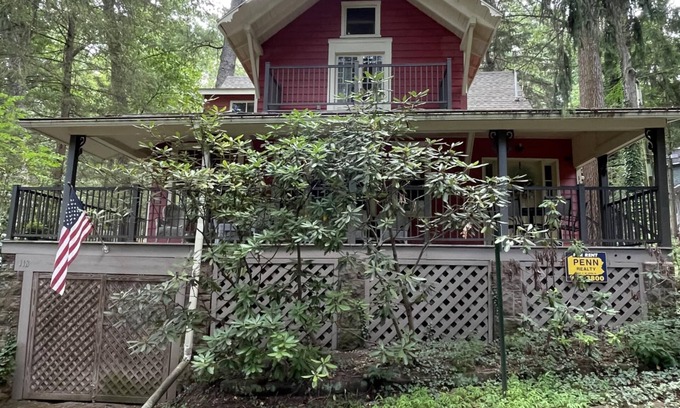 Mount Gretna Cabaña | She Shed Cottage