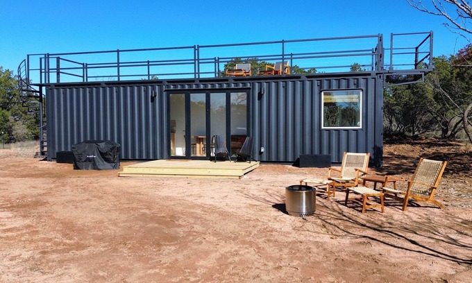 Burnet Casa | Lake LBJ Container Home with Rooftop Tub