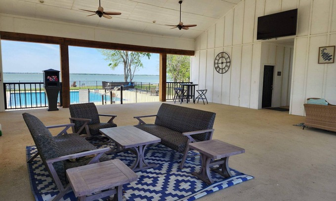 Kerens Alquiler De RV | Lake Life 57 @ Peninsula Point