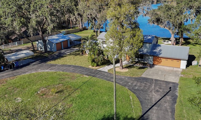 Odessa Casa | Lake Life Fun with Games Room!