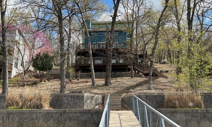 Gravois Mills Casa | Lake Lovers Retreat for multiple families and large groups!