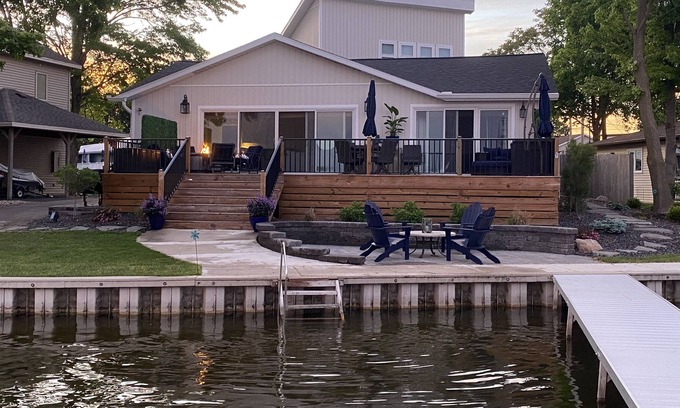 Rochester Casa | Lake Manitou Lake House, Sleeps 10, 4 Bedrooms, 3 full baths, Bring your Boat!