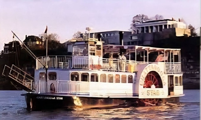 Calhoun County Alquiler De Eote | Lake Marion, S.C. Side Paddlewheel Boat, 3 Bed, 3 Bath Low Falls SC, Authentic.