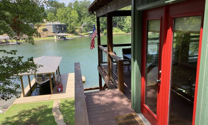 Dadeville Casa | Lake Martin Cabin Escape