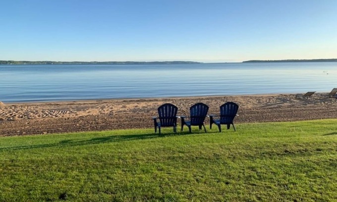 Traverse City Condominio | Lake Michigan Beach Condo
