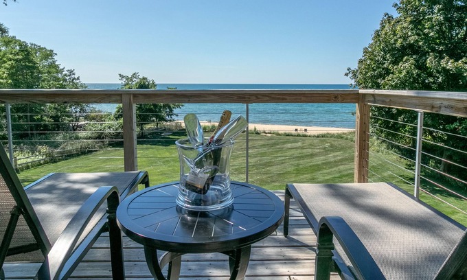 Fennville Cabaña | Lake Michigan House con playa privada, capacidad para 13