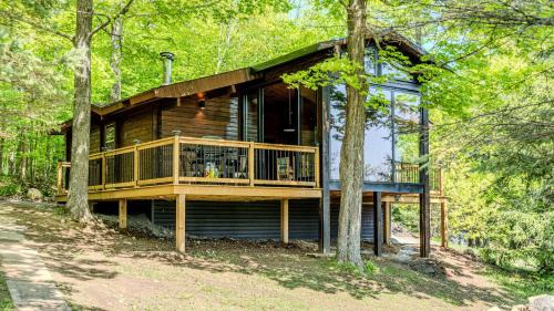 Muskoka Lakes Casa | Lake Muskoka Deluxe 3-bdrm Cottage - Pier 100 #80