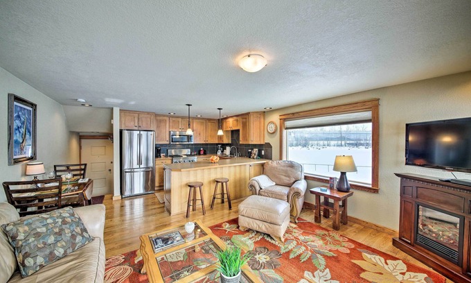 Sandpoint Condominio | ¡NUEVO! Sandpoint Condo Ubicado en el lago Pend Oreille!