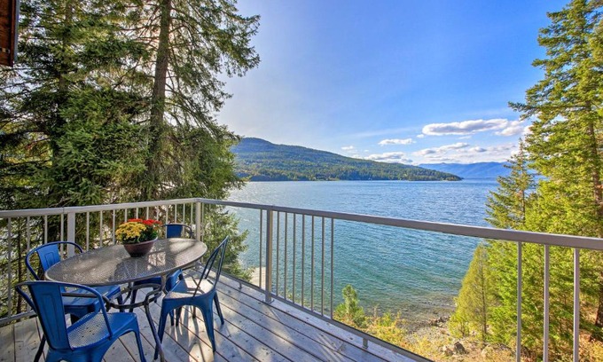 Sandpoint Casa | Lake Pend Oreille Home with Dock and Paddle Boards