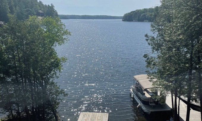 Rosseau Casa | Lake Rosseau lake house over 200 ft waterfront very private.Amazing sunrises!