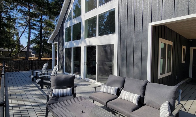 Nekoosa Casa | Lake Sherwood Chalet, Near Sand Valley