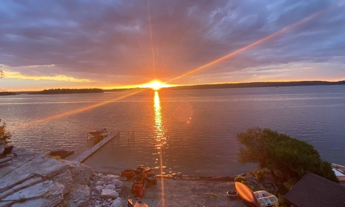 Marmora Casa | Lake side Chateau and Coach House with private beach and Hot Tubs.
