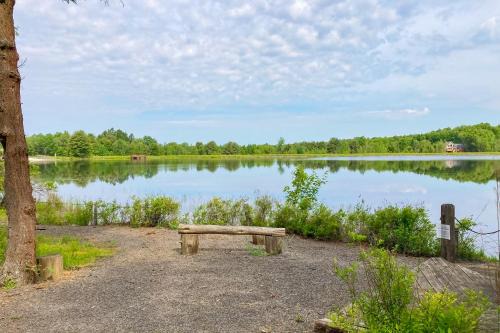 Blakeslee Casa | Lake Sinca Sanctuary