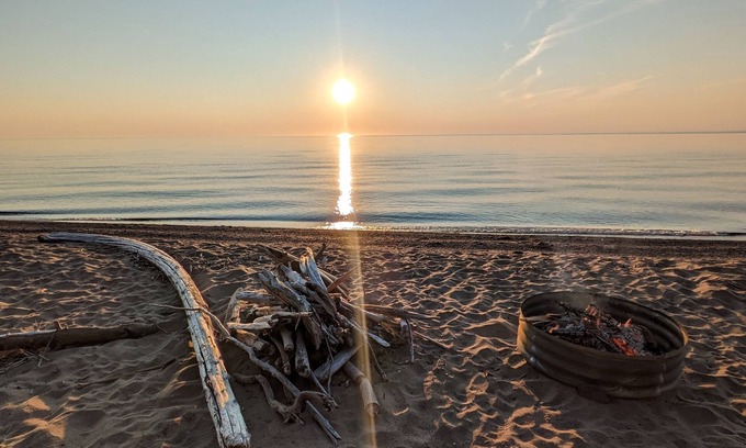 Ontonagon Casa | Lake Superior Beach with Porcupine Mountain Views
