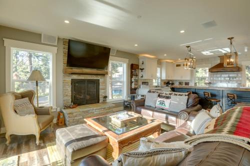 Carnelian Bay Casa | Lake Tahoe Views and Hot Tub Stunning Luxury Home!