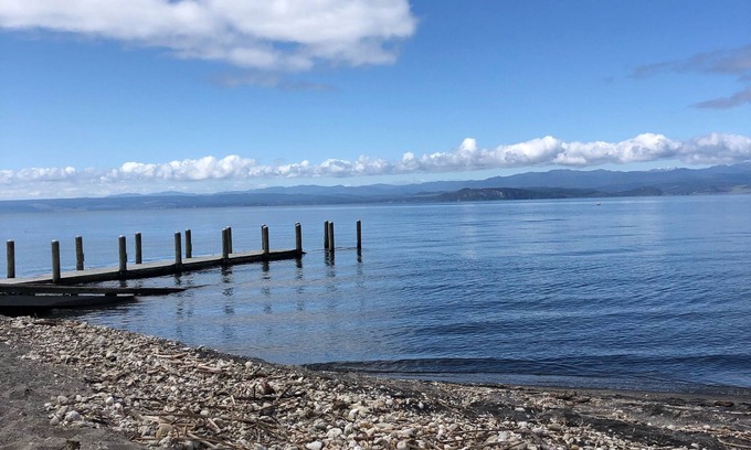 Whareroa Village Casa | Lake Taupo- Whareroa Village, sit on the deck enjoy the view.